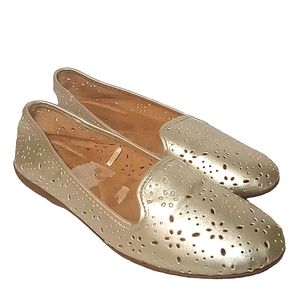 White Mt Gold Faux Suede Flat Women's Loafer Shoes Size 8.5M